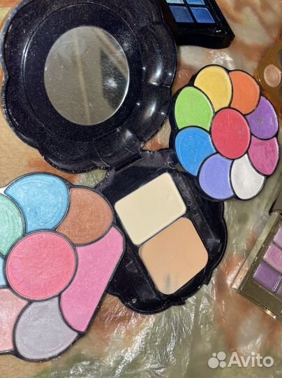 Набор косметики бу