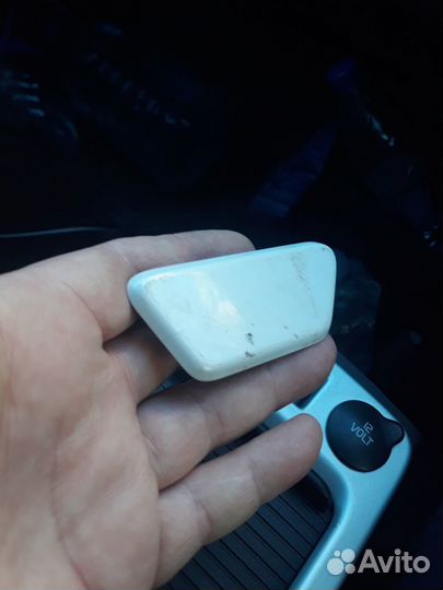 Аутлендер Крышка омывателя Правая 2013-15