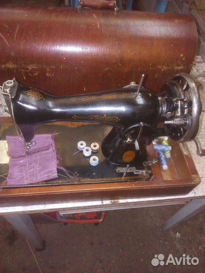Швейная машина Подольск ручная