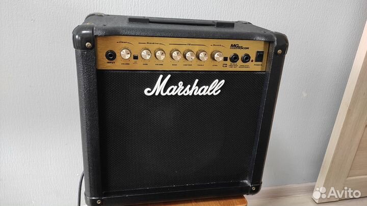 Marshall mg15cdr комбоусилитель