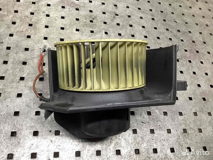 Моторчик печки Opel Omega