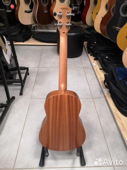 Укулеле баритон Flight NUB310