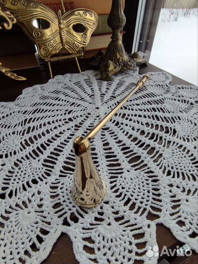 Гаситель тушилка для свечей латунь винтаж