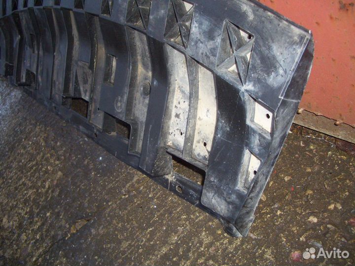 Пыльник переднего бампера Ниссан Х-Трейл с14