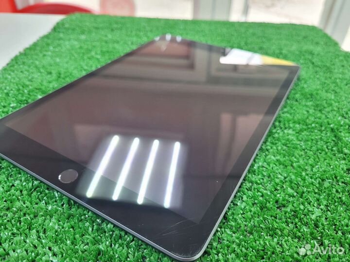 Планшет Apple iPad 10.2 2021 64Gb Wi-Fi (Гарантия)