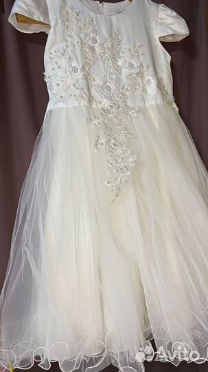 Нарядное платье на девочку 10-11 лет (рост 145)