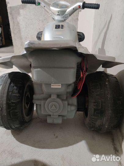 Детский квадроцикл на аккумуляторе