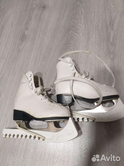 Коньки фигурные детские
