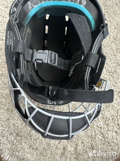 Шлем хоккейный