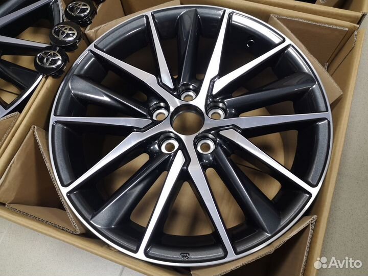 Диски литые Toyota camry V70 R18 новые оригинал
