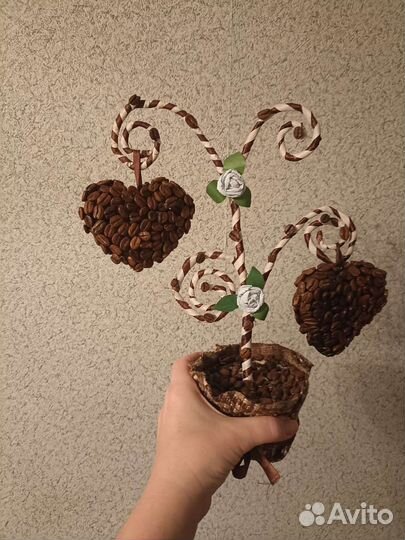 Цветы из бисера и кофе