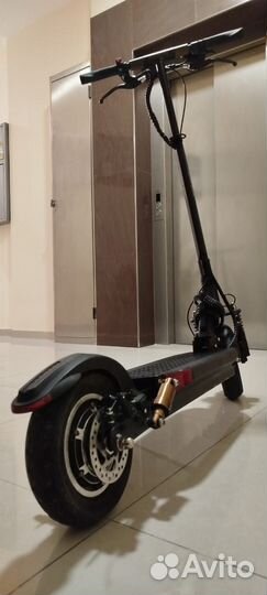 Электросамокат joyor