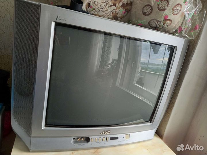 Телевизор JVC