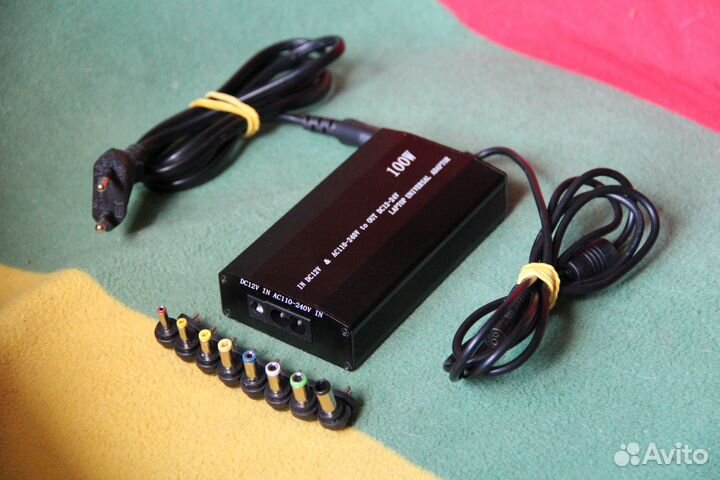 Сетевой адаптер универсальный для ноутбуков