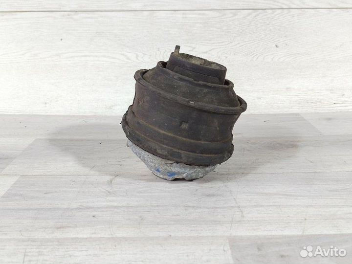 Подушка двигателя Mercedes-Benz C-Class W203 OM646