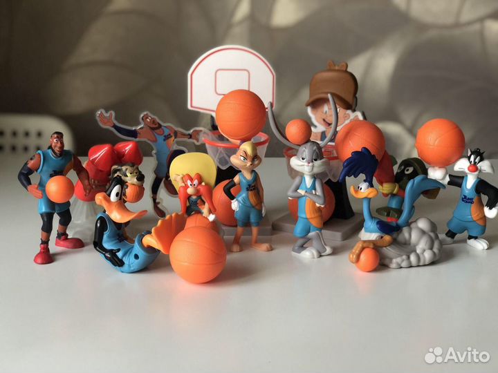 Космический джем макдональдс