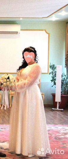 Свадебное платье