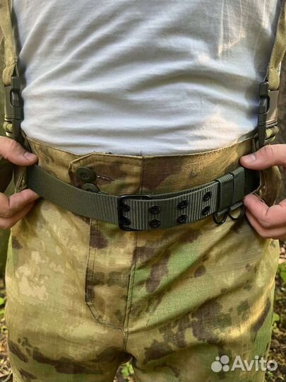 Набор военной формы и аксессуаров