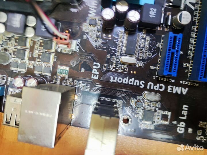 Материнская плата AM3 140w M4A77T