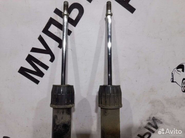 Комплект амортизаторов задний Toyota Camry 70