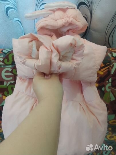 Демисезонная куртка на девочку