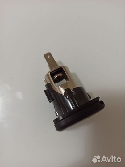 Розетка FAW Besturn X40 5DA06685002