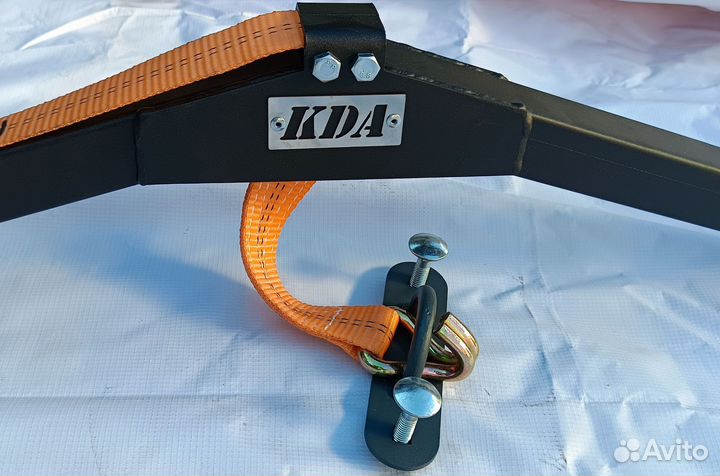 Крепление для перевозки снегохода. KDA