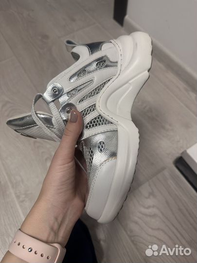 Кроссовки женские pierre cardin