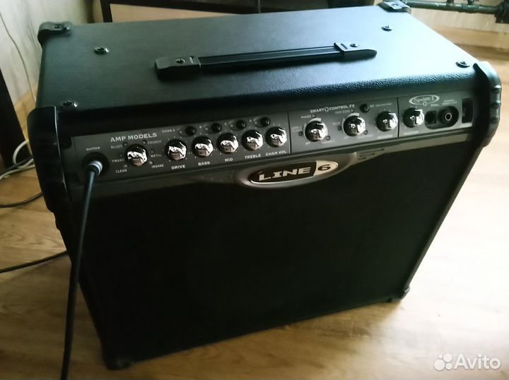 Комбоусилитель Line 6 spider 75w 1х12