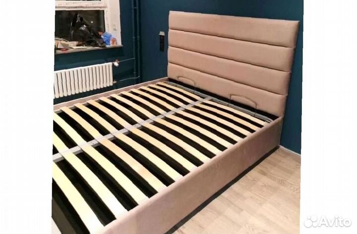 Дизайнерская кровать двуспальная