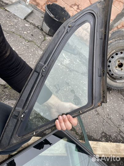 Задние форточки opel