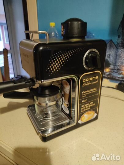 Кофеварка рожковая Polaris