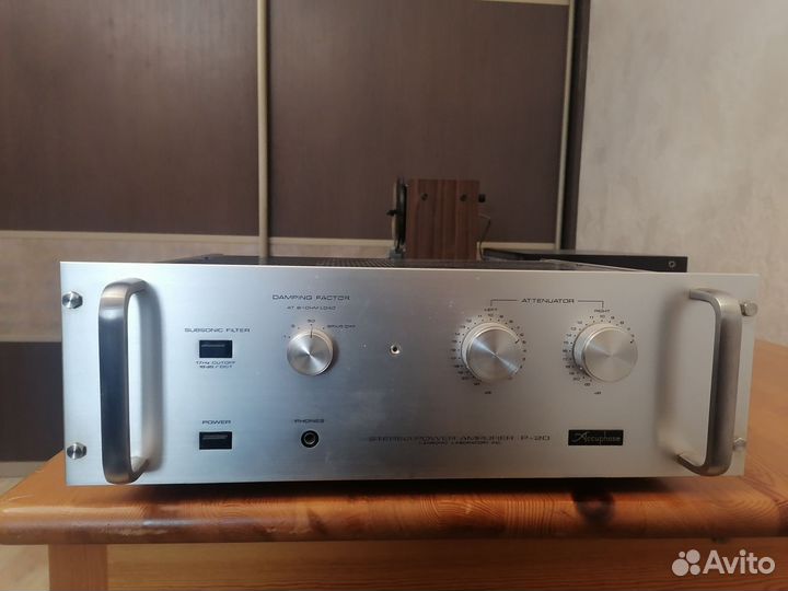 Accuphase p20