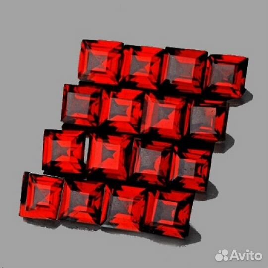 Гранат натуральный 4,30Ct 3,0мм 20шт VVS Square