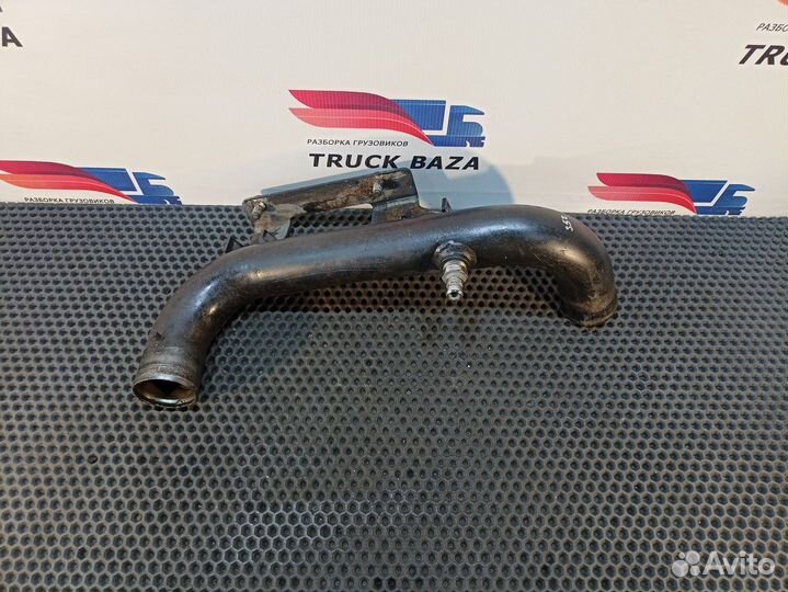 Патрубок системы охлаждения Scania 5-series