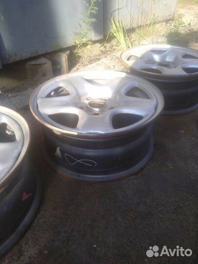 Диски R16. Toyota RAV4