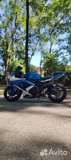 Suzuki gsx-r 750