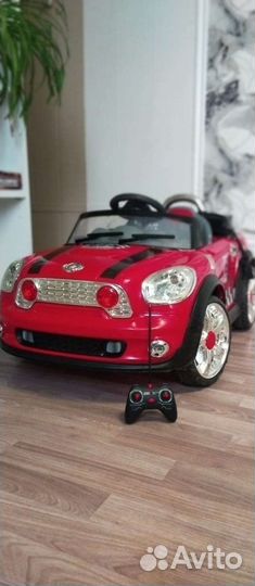 Детский электромобиль