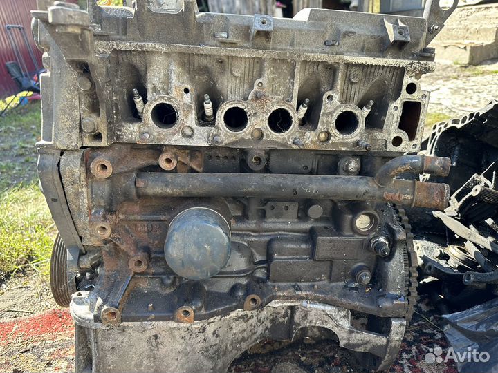 Двигатель renault symbol k7j