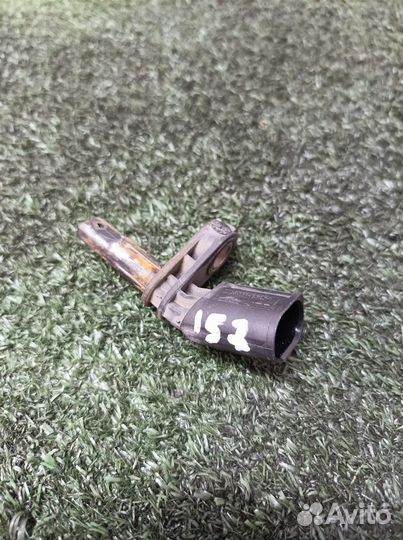 Датчик ABS передний левый VW Tiguan 2007-2011