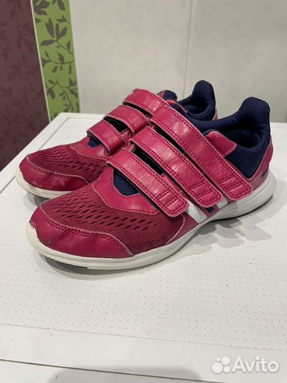 Кроссовки adidas оригинал