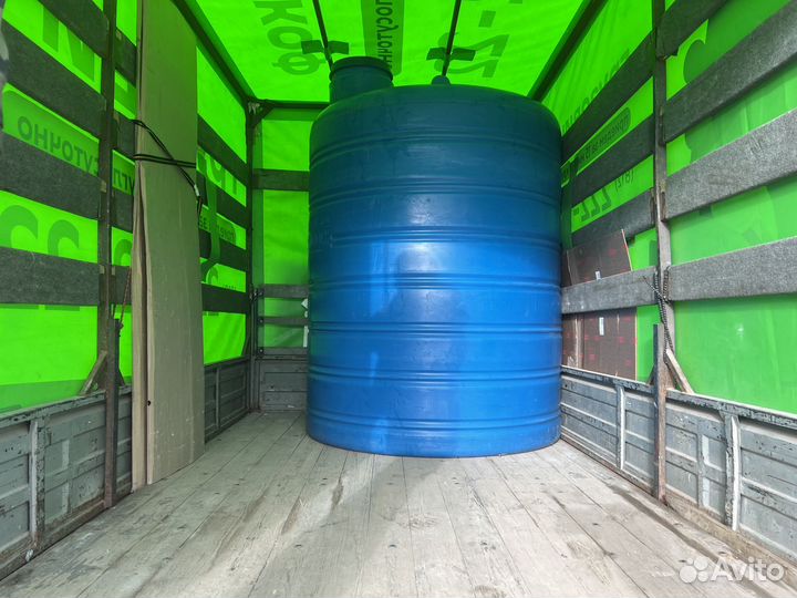 Бочка пластиковая 3000 л для жидкостей (вертикальн