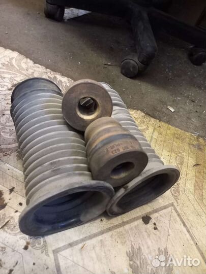 Амортизатор передний левый Opel Corsa D