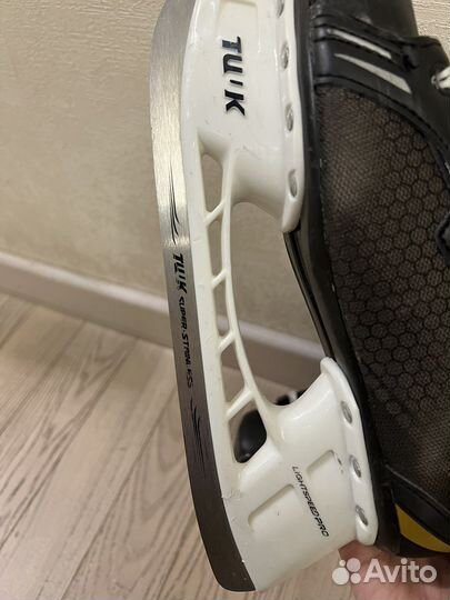 Хоккейные коньки bauer размер 38,5