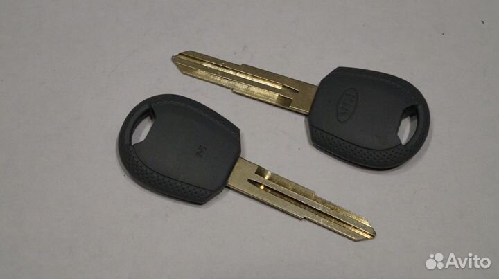 Ключ киа KIA с чипом 4D-60