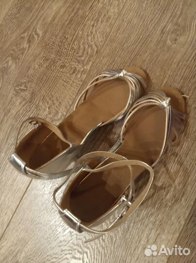 Туфли для бальных танцев