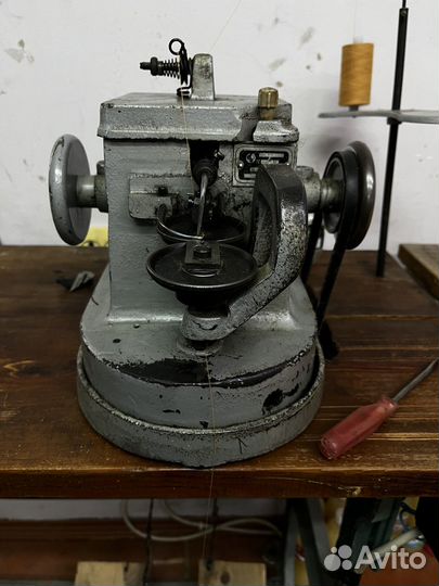 Скорняжная машинка