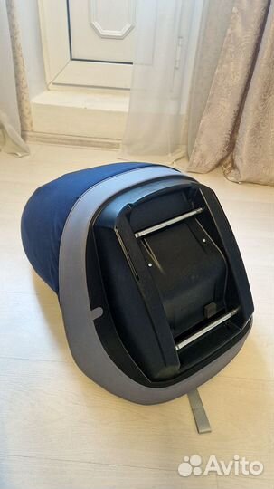 Maxi Cosi комплект - база, люлька и кресло