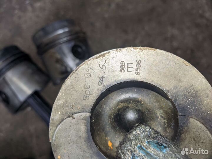 Поршень шатун Ford Transit 1988г. 4ab двигатель