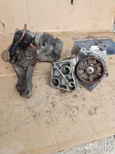 Топливный насос Рено trafic трафик 1,9DCI 04г